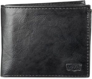 Levi’s Men’s Slimfold Wallet
