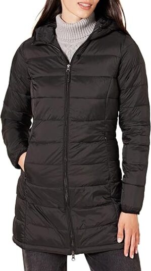 Amazon Essentials Lightweight Water-Resistant Hooded Puffer Coat