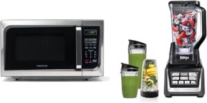 Farberware Farberware 900W Countertop Microwave, Ninja BL642 Blender