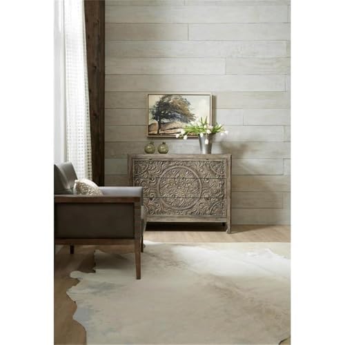 Hooker Furniture La Grange Lockhart Three-Drawer Chest - Image 2