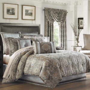 J. Queen New York Provence Stone Comforter Set, King