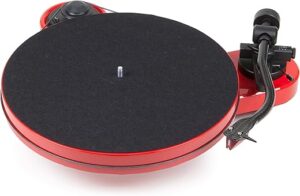 Pro-Ject RPM 1 Carbon Manual Turntable