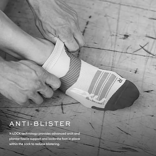 2XU Vectr Ultralight No Show Socks - Image 4