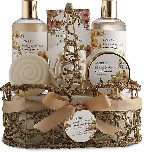 LOVERY Women's Christmas Gift Basket: Honey & Almond Spa Set